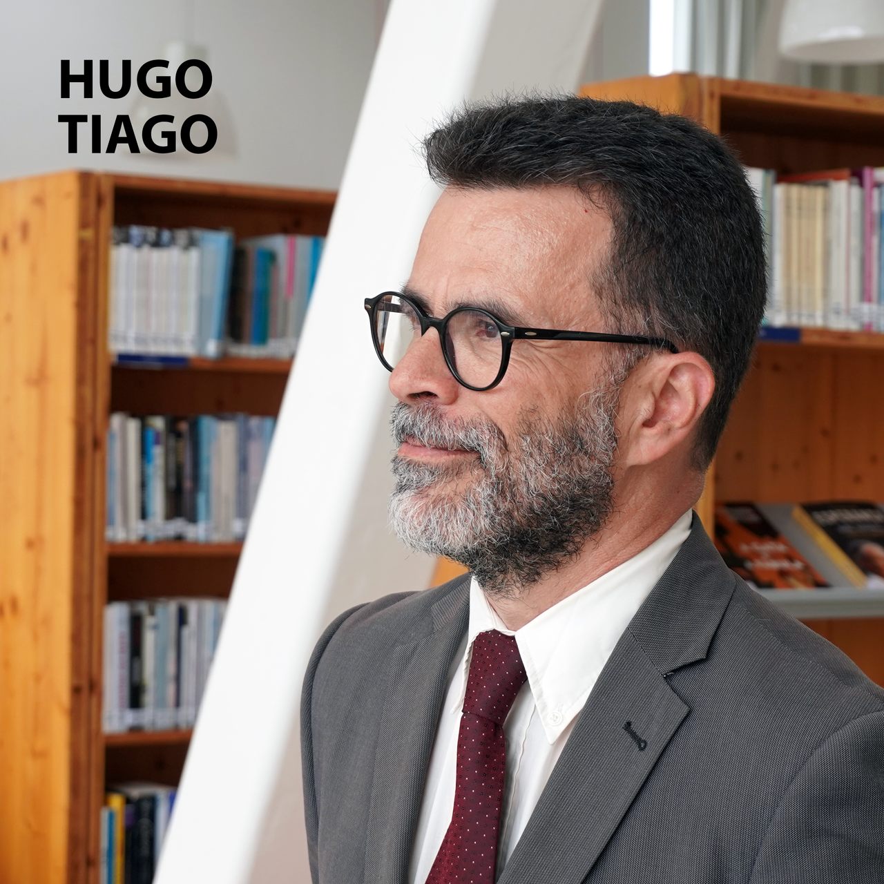 Livro de Cabeceira EP.27 – Hugo Tiago apresenta a obra “A Fábrica do Absoluto”, de Karel Capek