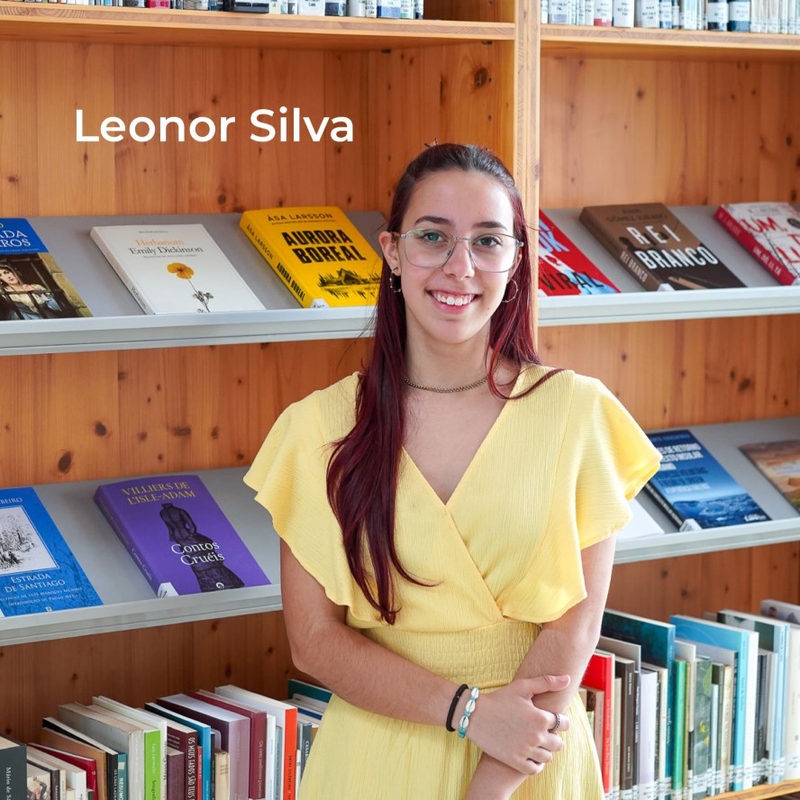 Livro de Cabeceira EP.40 – Leonor Silva apresenta a obra “Notas sobre Ela”, do autor Zack Magiezi.